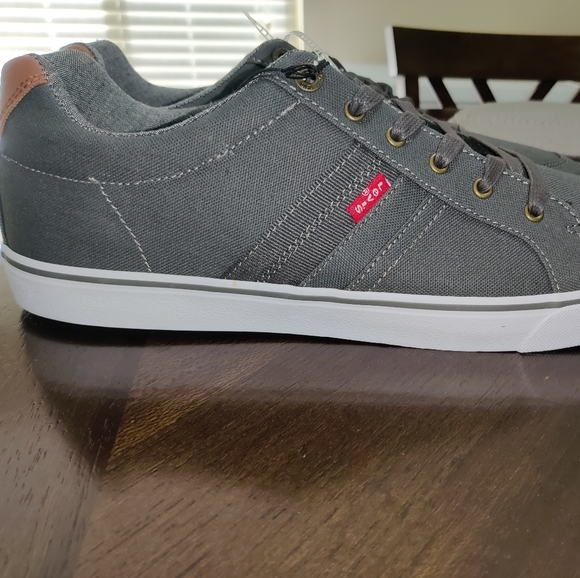 levi's men's ethan canvas ii sneakers